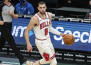 AYX体育赛事-北京队鏖战浙江队，拉文状态火热