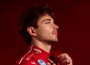 AYX体育赛事-法拉利碾压威廉姆斯，勒克莱尔统治全场