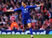 爱游戏tv-羽坛新章，日本队轻取韩国队，郑思维统治全场诠释何为唯一性