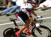 爱游戏体育-马丁内利惊艳四座，阿根廷完胜马赛，一场定义未来的胜利