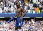 爱游戏大厅-雄鹿淘汰赛惊险过关活塞，哈登末节封神诠释关键先生本色