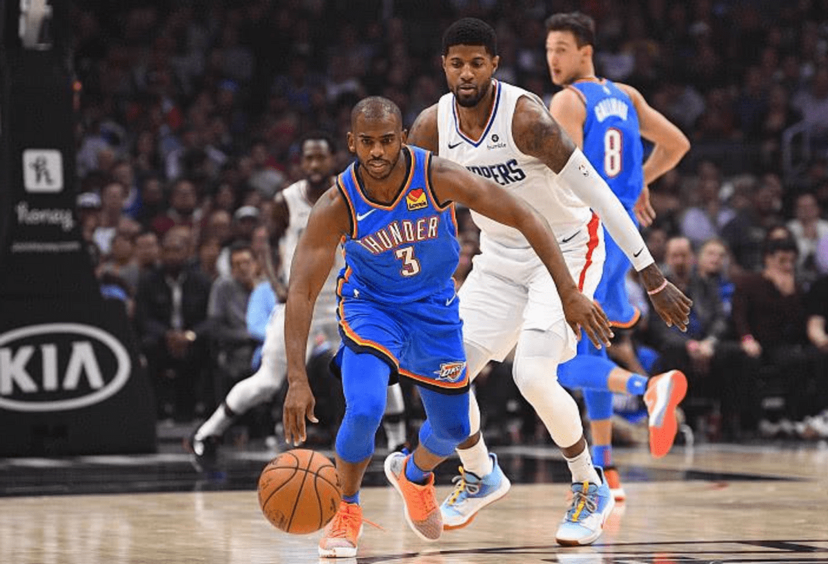 江苏队鏖战公牛，保罗带队取胜