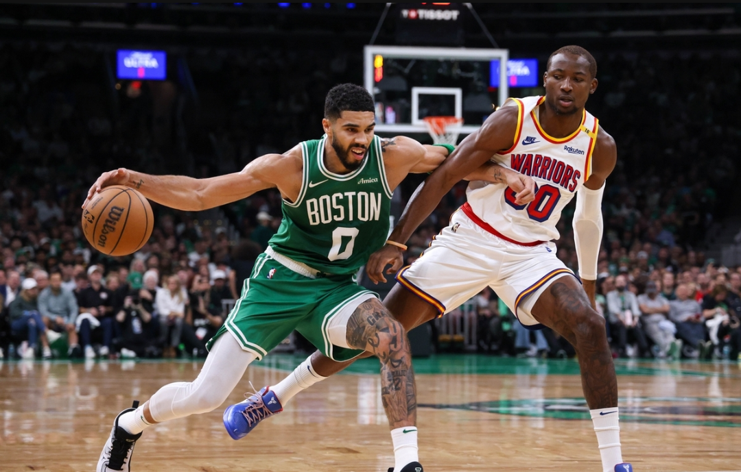 江苏队力克勇士，塔图姆高光表现