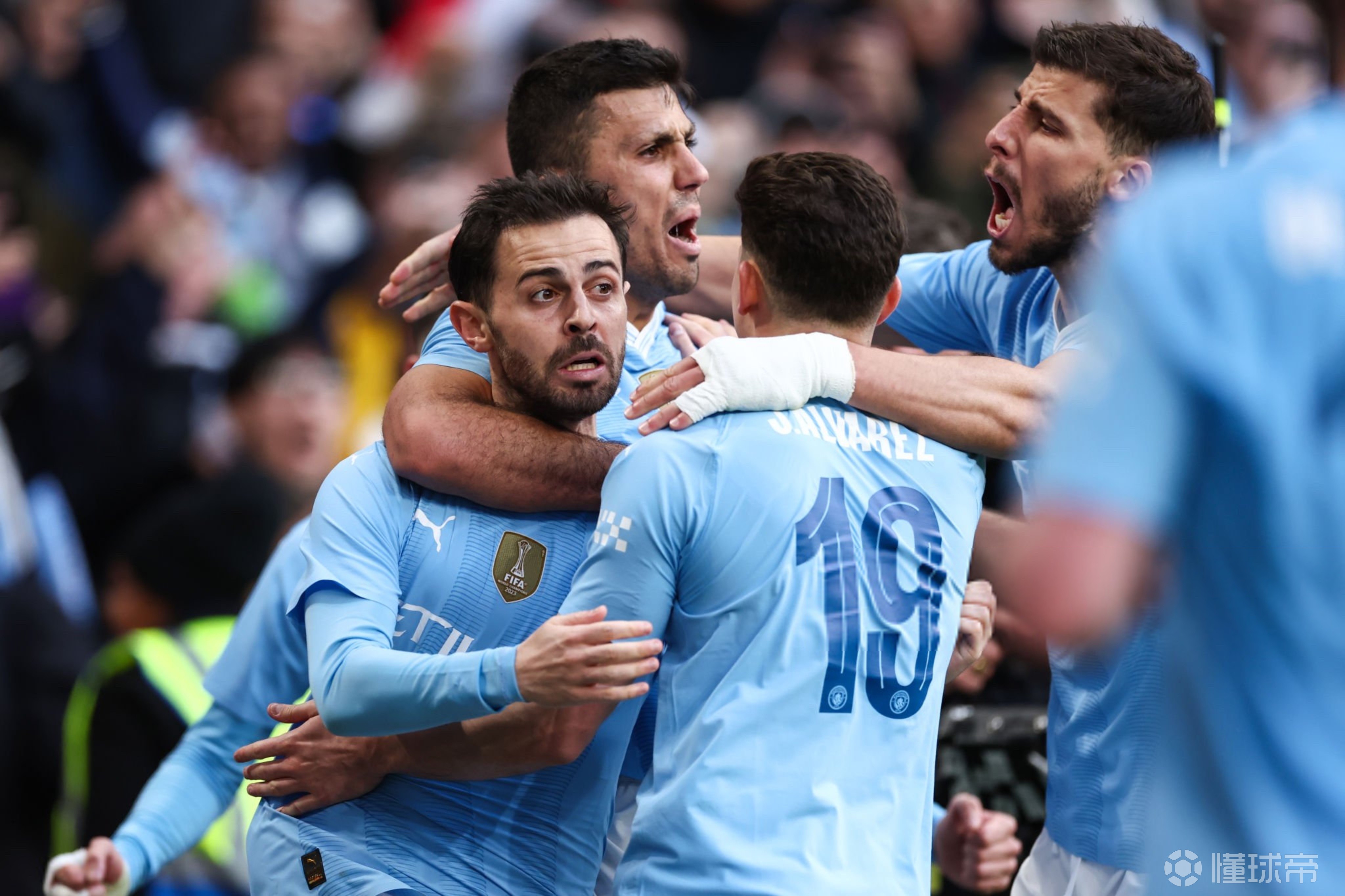 韩国鏖战曼城，伊布统治全场