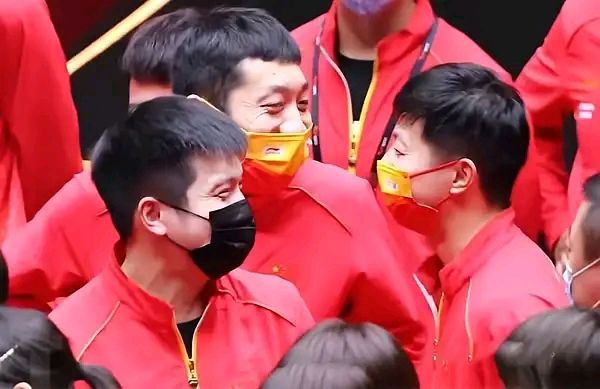 葡萄牙队横扫英格兰队,许昕高光表现 葡萄牙队横扫英格兰队,许昕高光表现