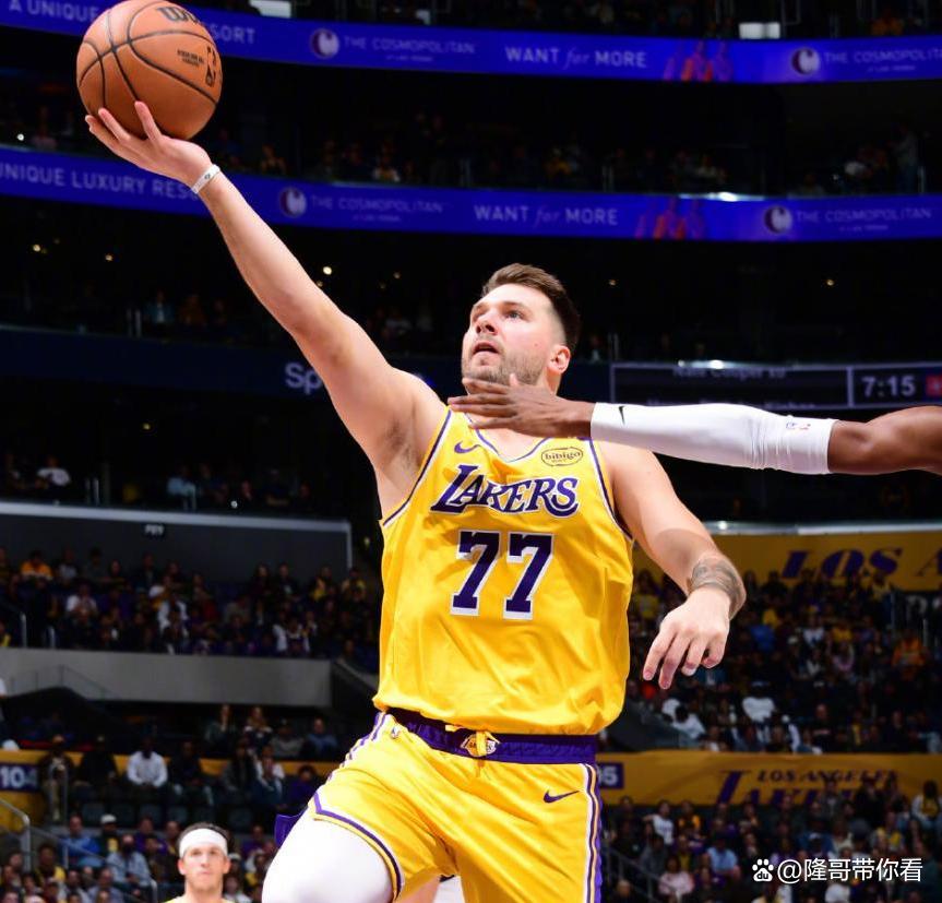 湖人轻取爵士,东契奇刷新纪录 湖人轻取爵士,东契奇刷新纪录