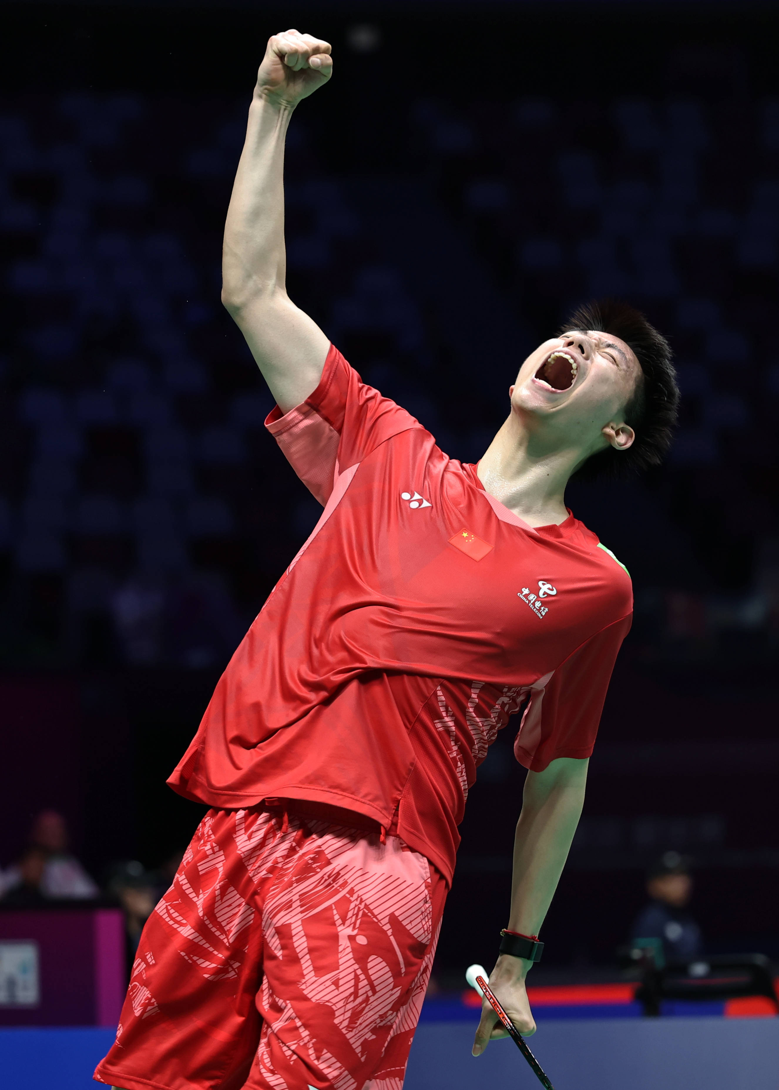 印尼队完胜中国队，石宇奇惊艳四座