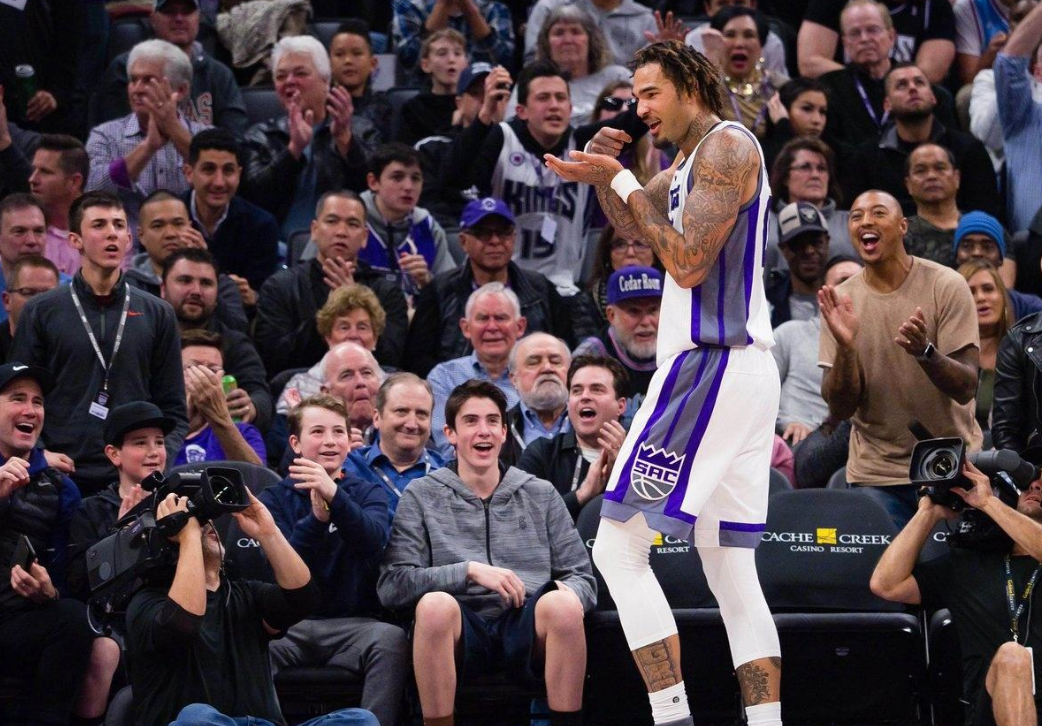 标准被梅纳根打压，帮助球队保持领先优势