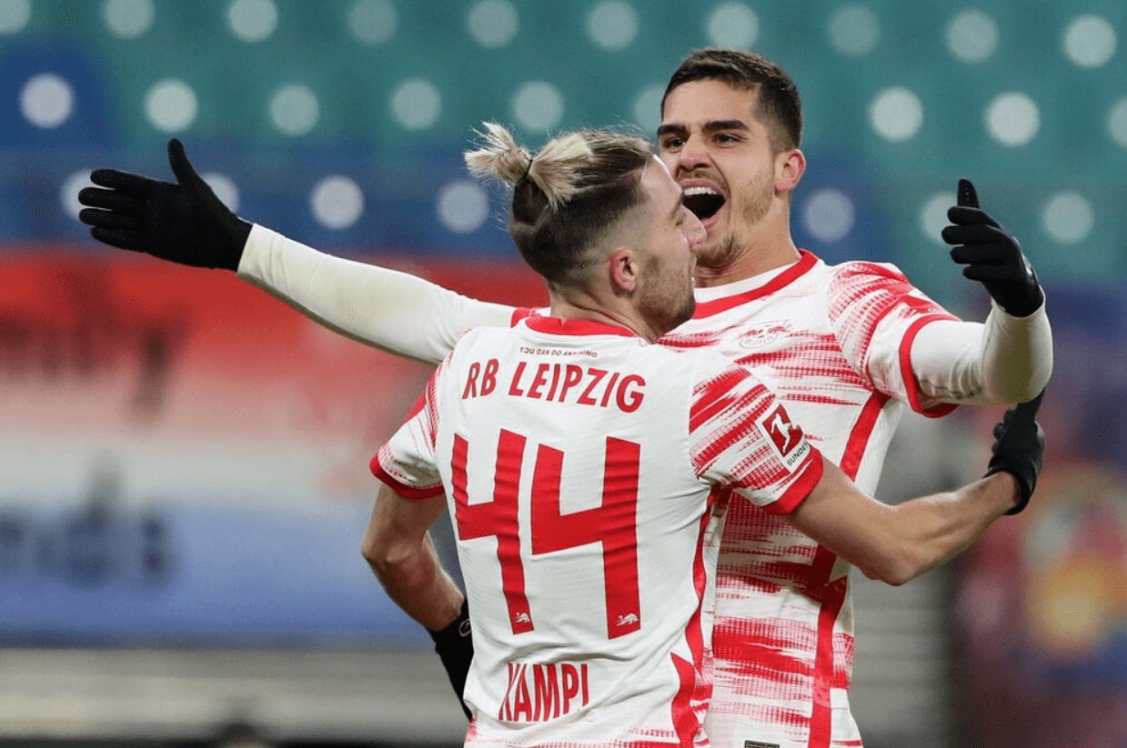 德国逆转瑞士，恩昆库统治全场