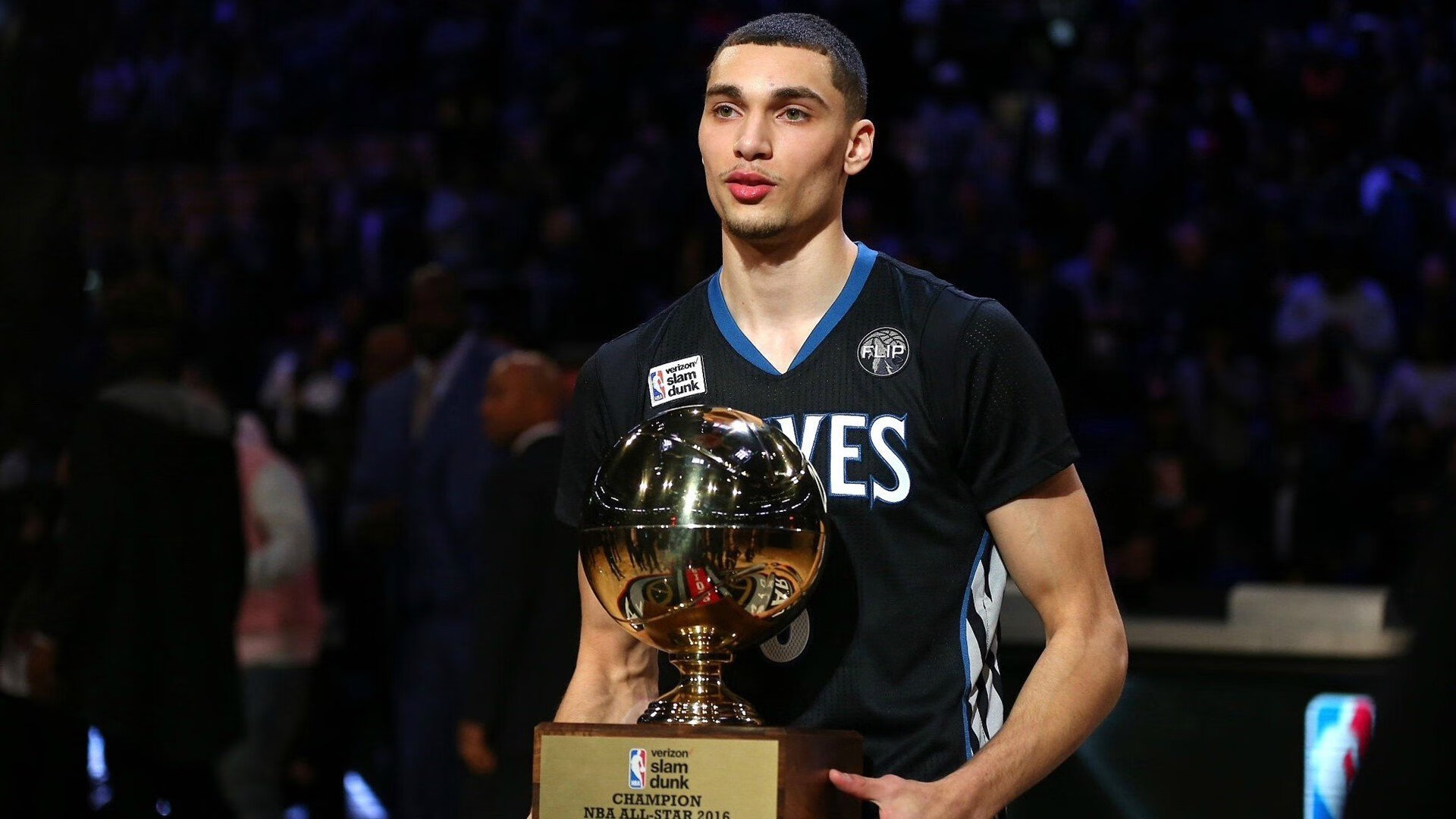 篮网力克雷霆，高诗岩带队取胜，双线战场上的唯一性胜利