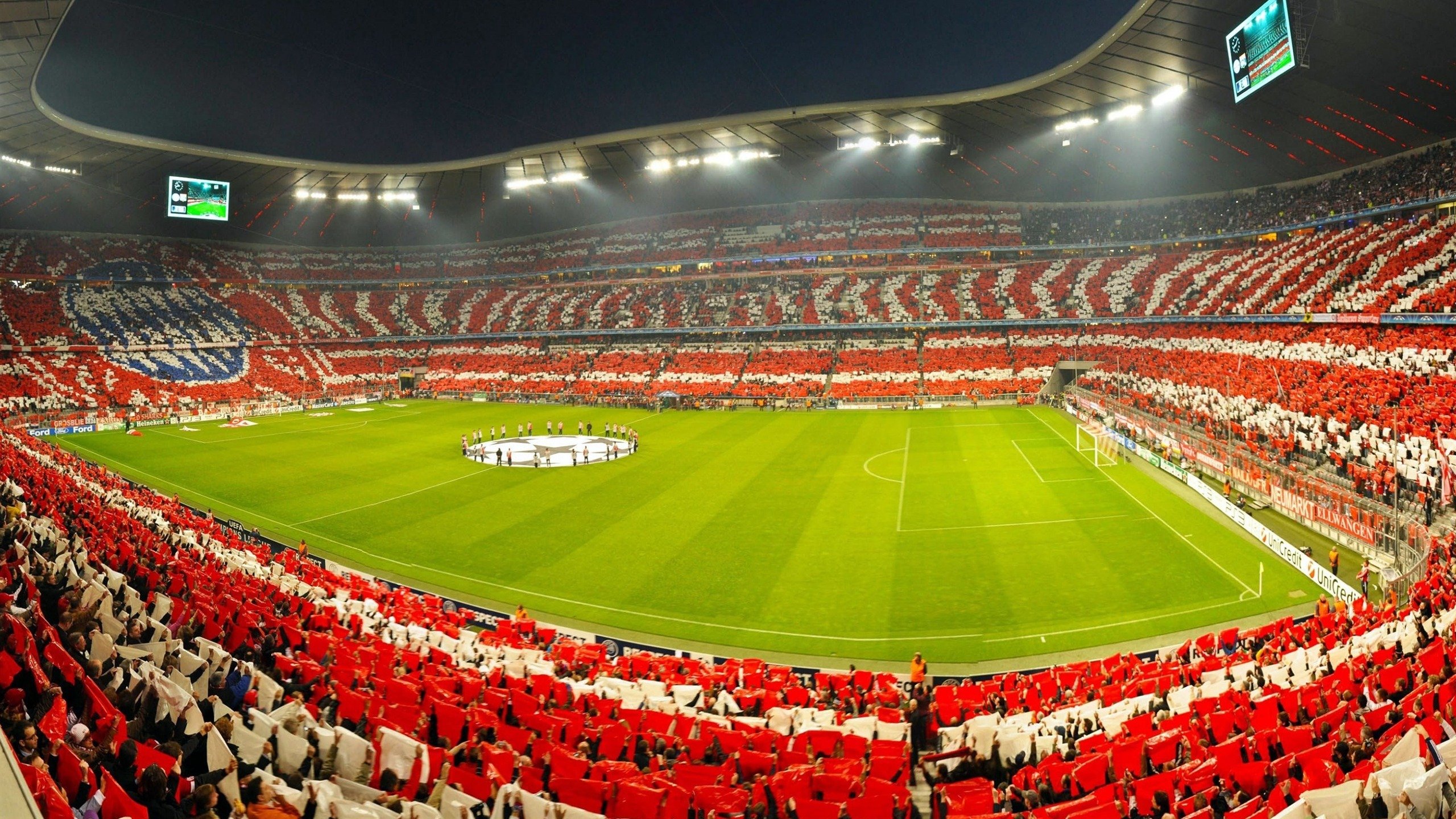 拉梅洛·鲍尔状态火热，爵士主场力克尼克斯